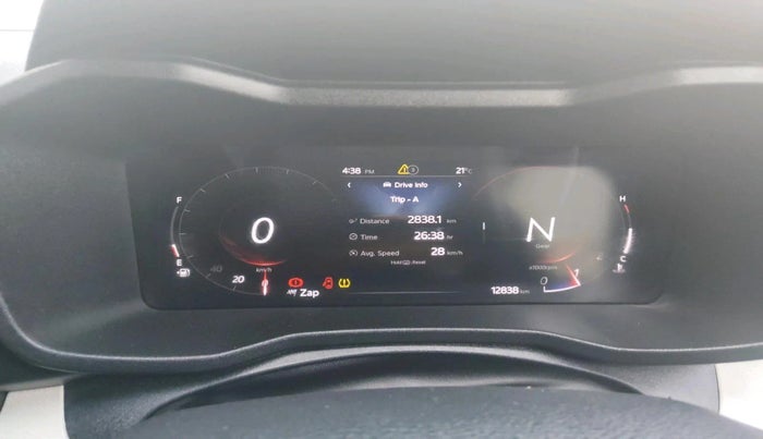 2024 Mahindra XUV 3XO AX5 1.2 L TCMPFI AT, Petrol, Automatic, 12,838 km, interior