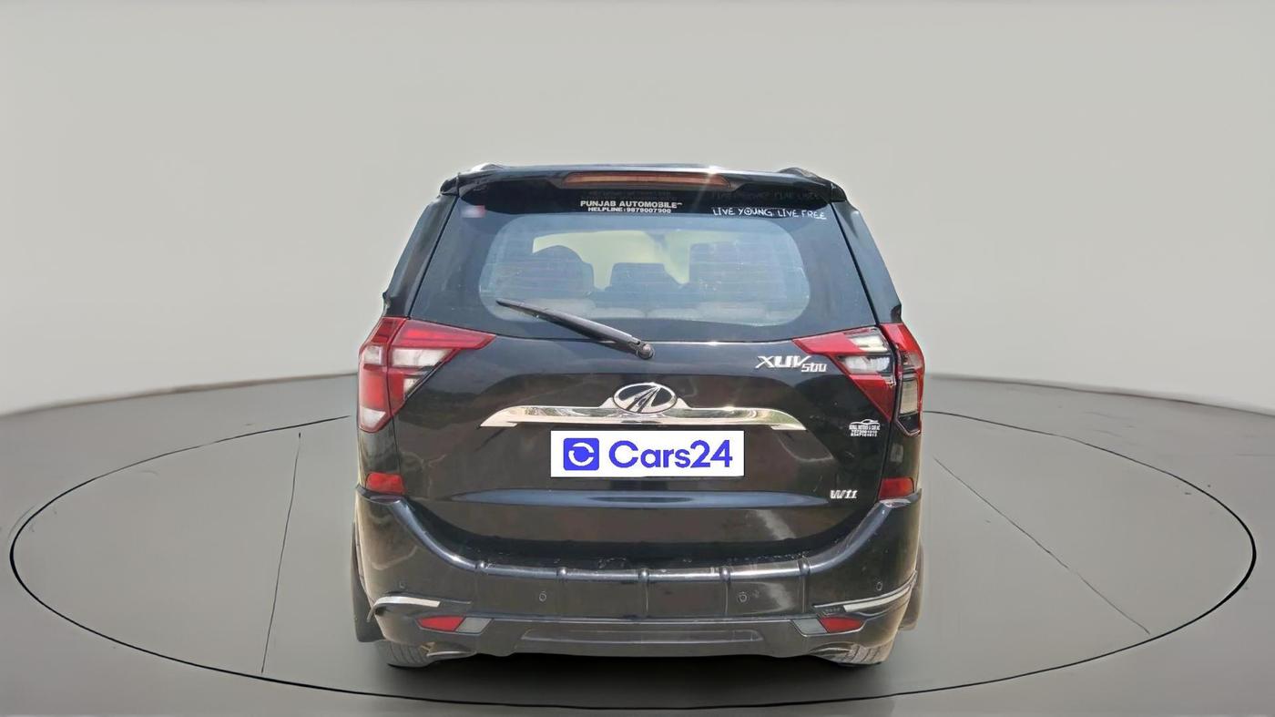 2019 Mahindra XUV500 W11, Diesel, Manual, 1,96,502 km, exterior