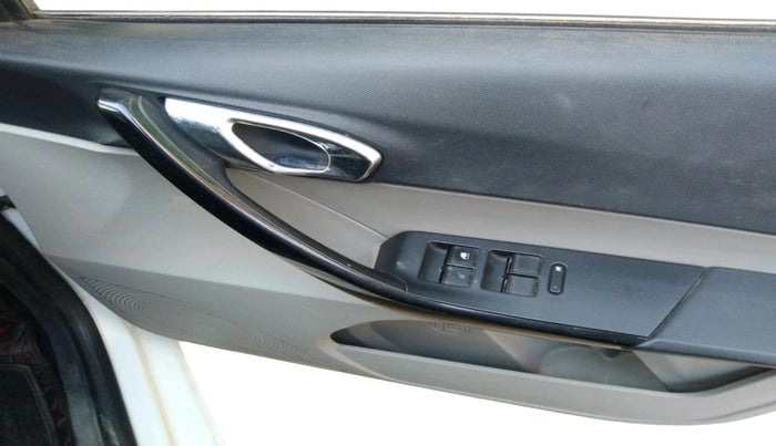 2018 Tata Tiago XZ PETROL, Petrol, Manual, 31,004 km, interior