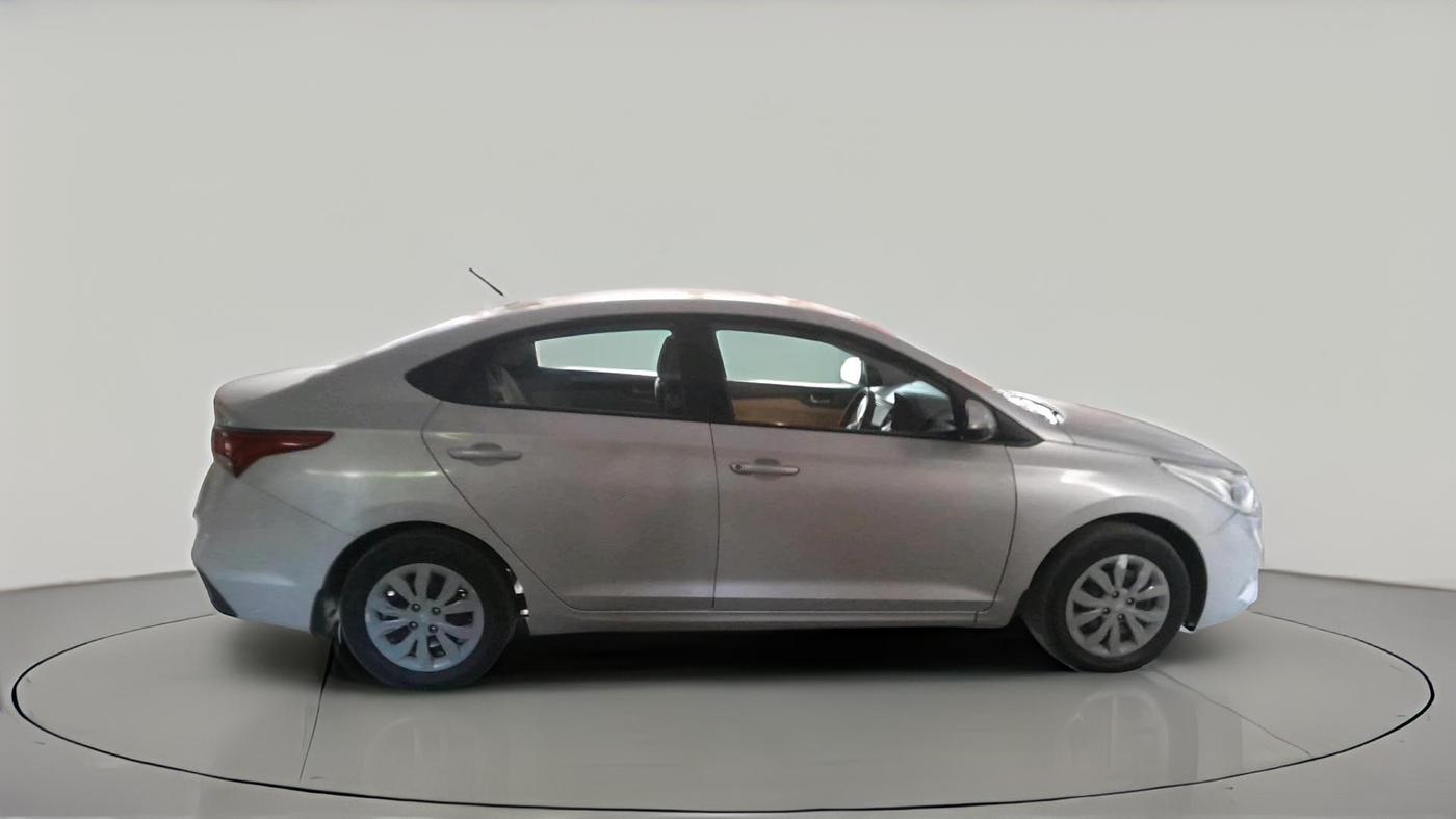 2017 Hyundai Verna 1.6 E CRDI, Diesel, Manual, 88,737 km, exterior