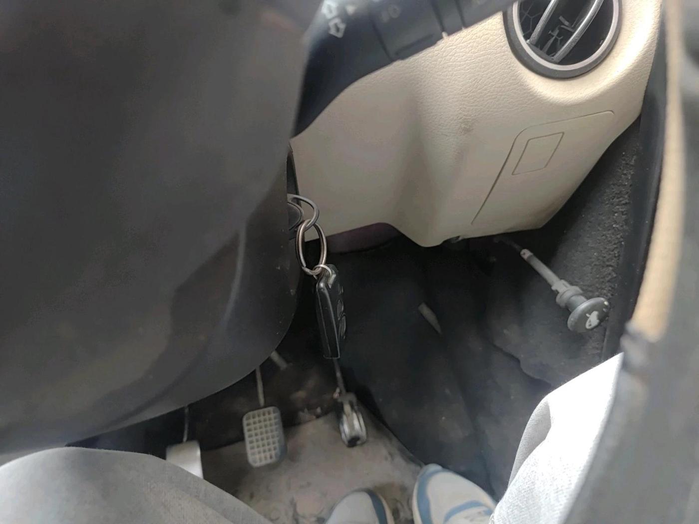 2015 Tata Nano TWIST XT, Petrol, Manual, 82,880 km, interior