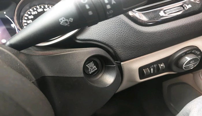 2020 Jeep Compass LIMITED PLUS PETROL AT, Petrol, Automatic, 35,710 km, interior