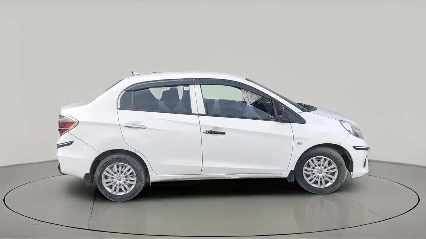 2017 Honda Amaze 1.5L I-DTEC E, Diesel, Manual, 1,03,590 km, exterior