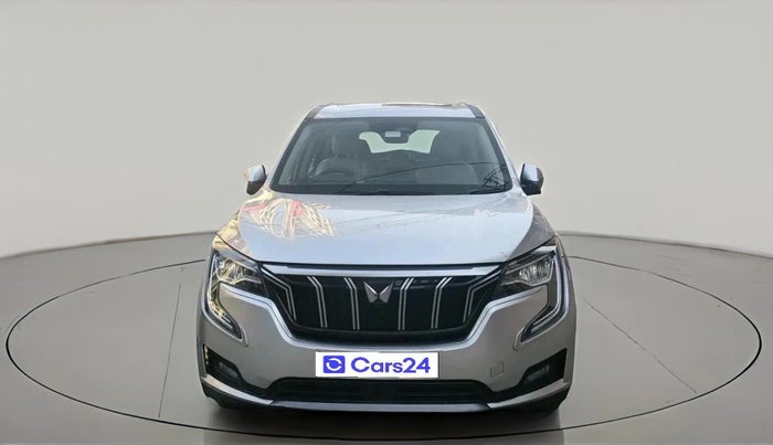 2022 Mahindra XUV700 AX 7 LUXURY D AWD AT 7 STR, Diesel, Automatic, 1,23,481 km, exterior