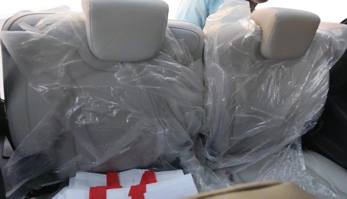 2022 Mahindra XUV700 AX 7 LUXURY D AWD AT 7 STR, Diesel, Automatic, 1,23,481 km, interior