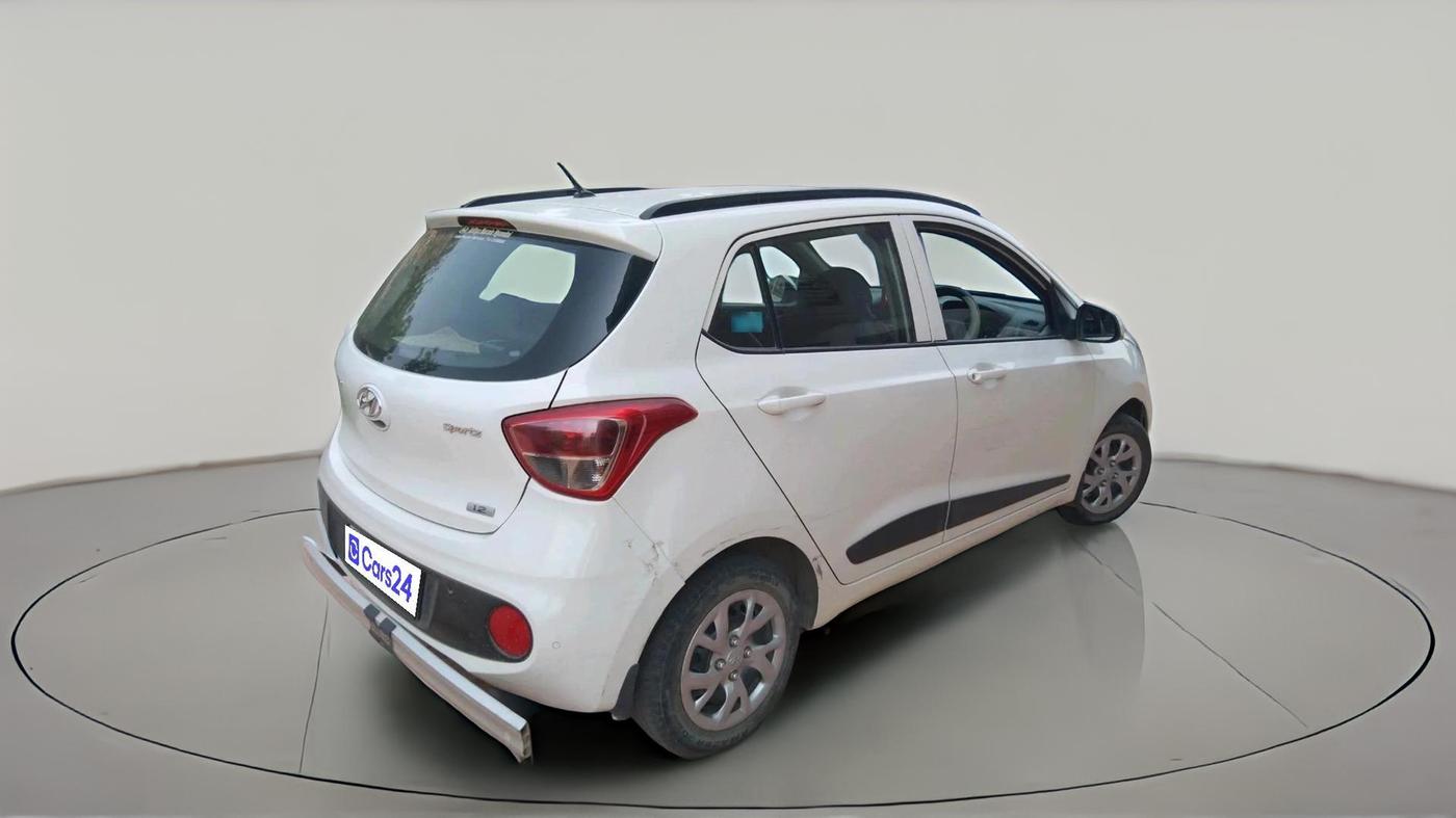 2017 Hyundai Grand i10 SPORTZ 1.2 KAPPA VTVT, Petrol, Manual, 34,562 km, exterior