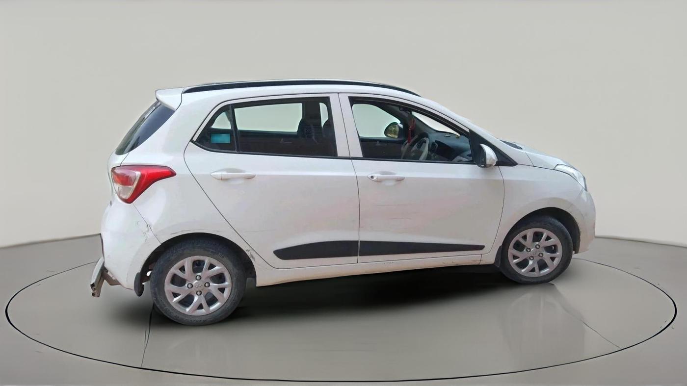 2017 Hyundai Grand i10 SPORTZ 1.2 KAPPA VTVT, Petrol, Manual, 34,562 km, exterior