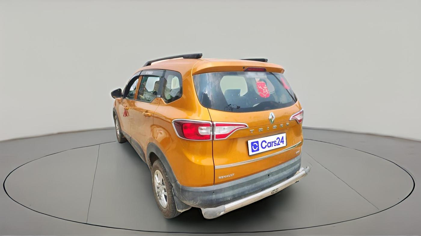 2020 Renault TRIBER RXL MT, Petrol, Manual, 48,431 km, exterior