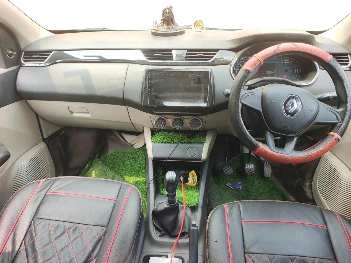 2020 Renault TRIBER RXL MT, Petrol, Manual, 48,431 km, interior