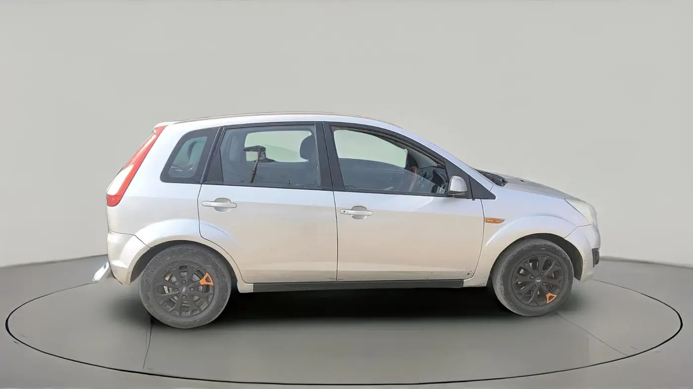 2013 Ford Figo TITANIUM 1.4 DIESEL, Diesel, Manual, 1,00,343 km, exterior