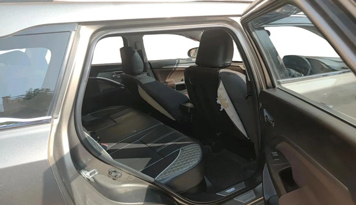 2022 Maruti BREZZA ZXI + SMART HYBRID, Petrol, Manual, 48,128 km, interior