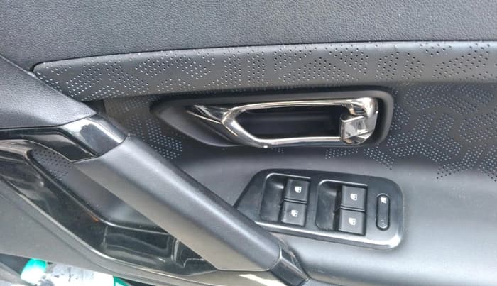 2023 Tata Harrier XZA PLUS 2.0L, Diesel, Automatic, 92,789 km, interior