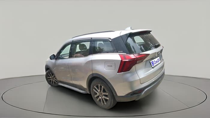 2021 Mahindra XUV700 AX 7 P MT 7 STR, Petrol, Manual, 40,504 km, exterior