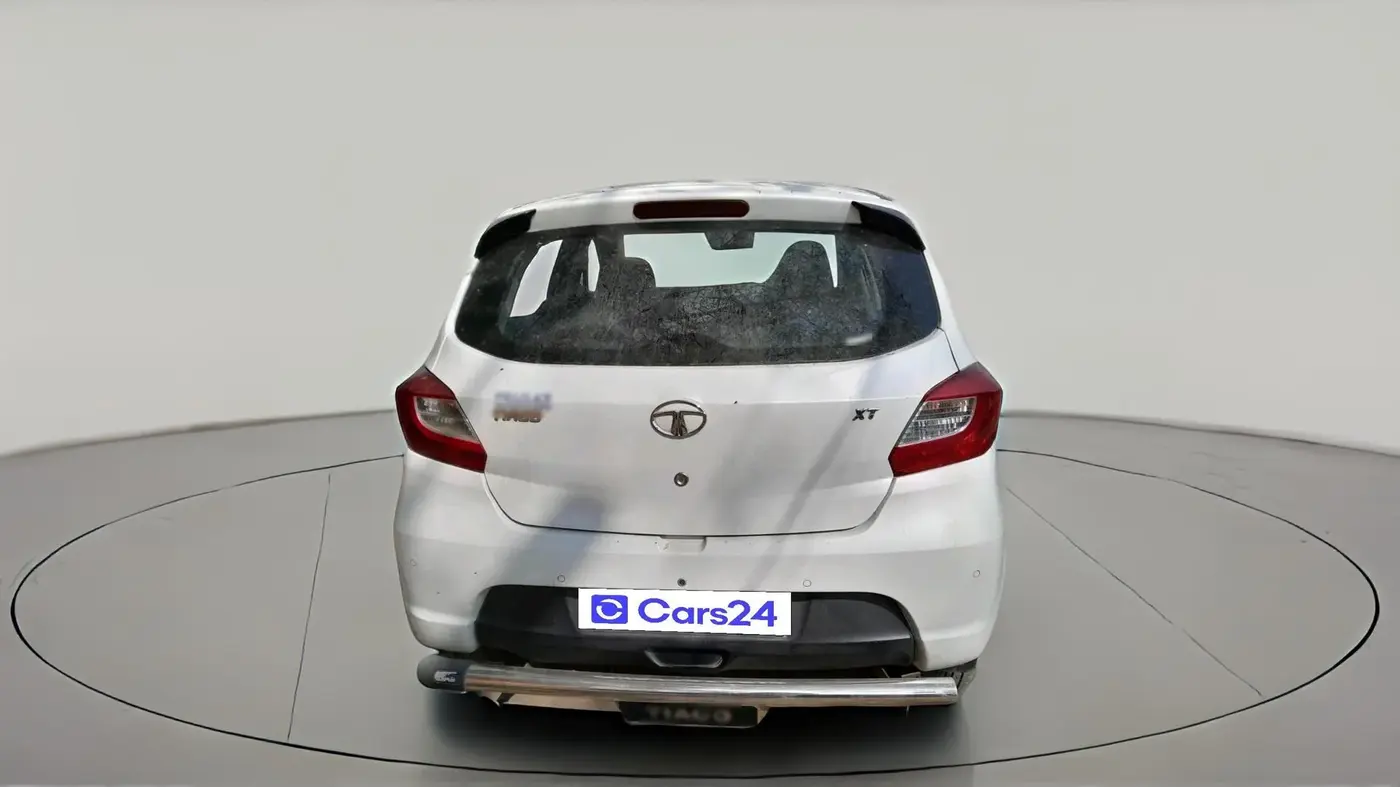 2017 Tata Tiago XT DIESEL, Diesel, Manual, 1,87,552 km, exterior