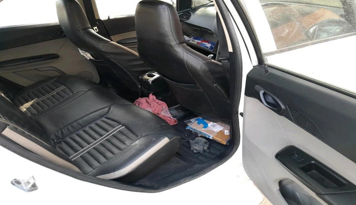 2017 Tata Tiago XT DIESEL, Diesel, Manual, 1,87,552 km, interior