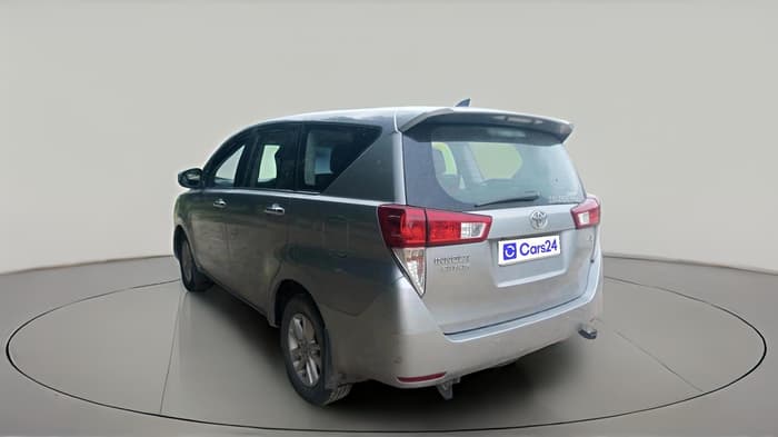 2017 Toyota Innova Crysta 2.4 VX 7 STR, Diesel, Manual, 1,41,897 km, exterior