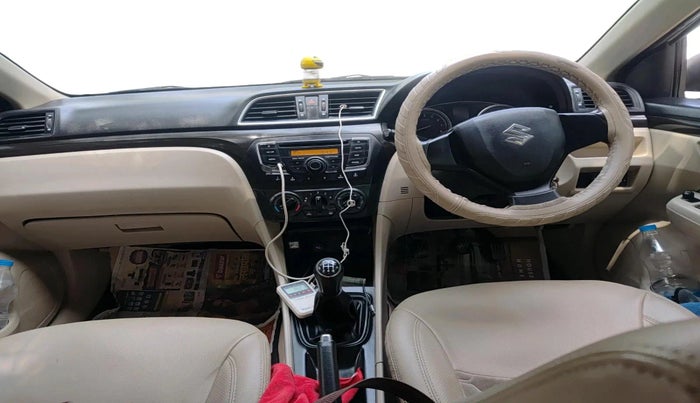 2014 Maruti Ciaz VXI, CNG, Manual, 1,42,417 km, interior