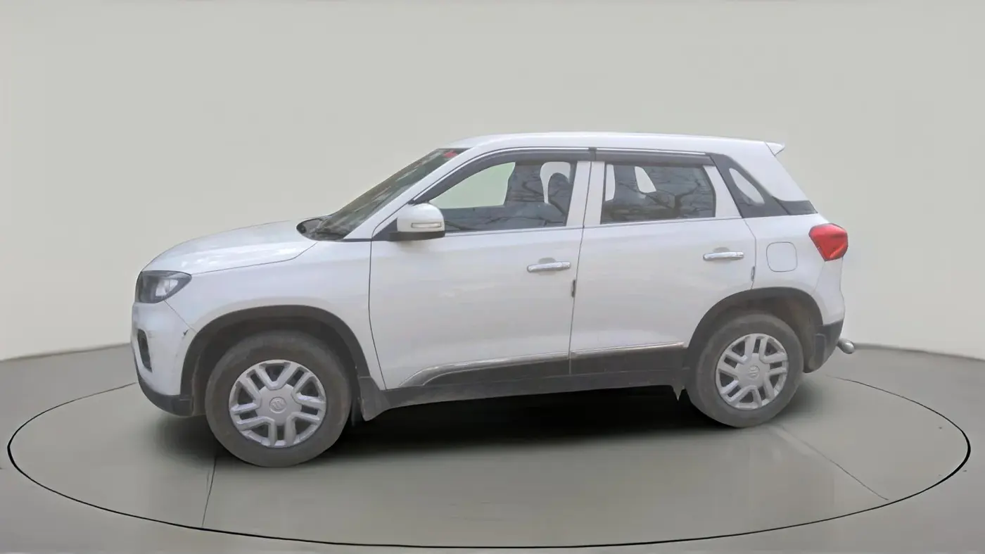 2021 Maruti Vitara Brezza LXI, Petrol, Manual, 44,744 km, exterior