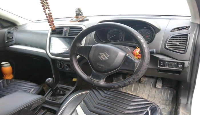 2021 Maruti Vitara Brezza LXI, Petrol, Manual, 44,744 km, interior