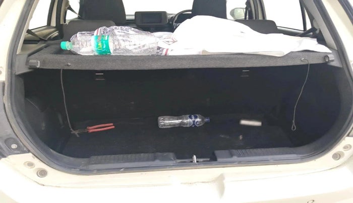 2024 Maruti Swift VXi AMT, Petrol, Automatic, 32,356 km, exterior