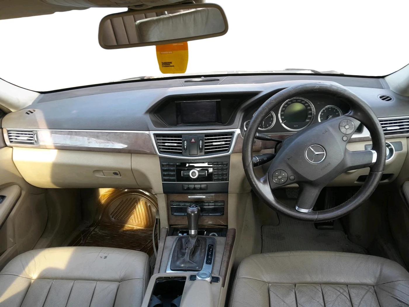 2011 Mercedes Benz C Class C 200 DIESEL, Diesel, Automatic, 1,43,767 km, interior