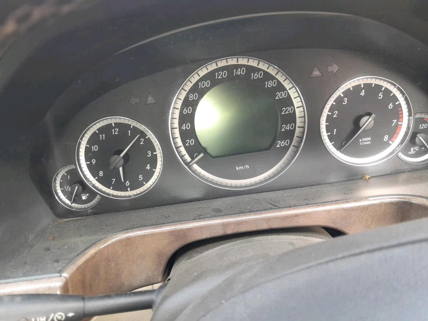 2011 Mercedes Benz C Class C 200 DIESEL, Diesel, Automatic, 1,43,767 km, interior