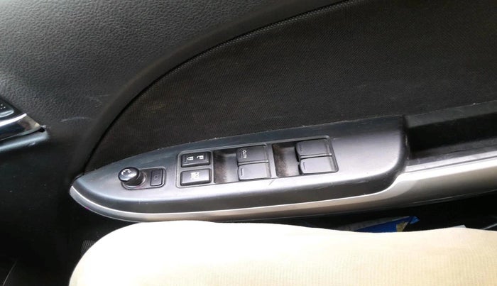 2016 Maruti Baleno ALPHA PETROL 1.2, Petrol, Manual, 77,938 km, interior