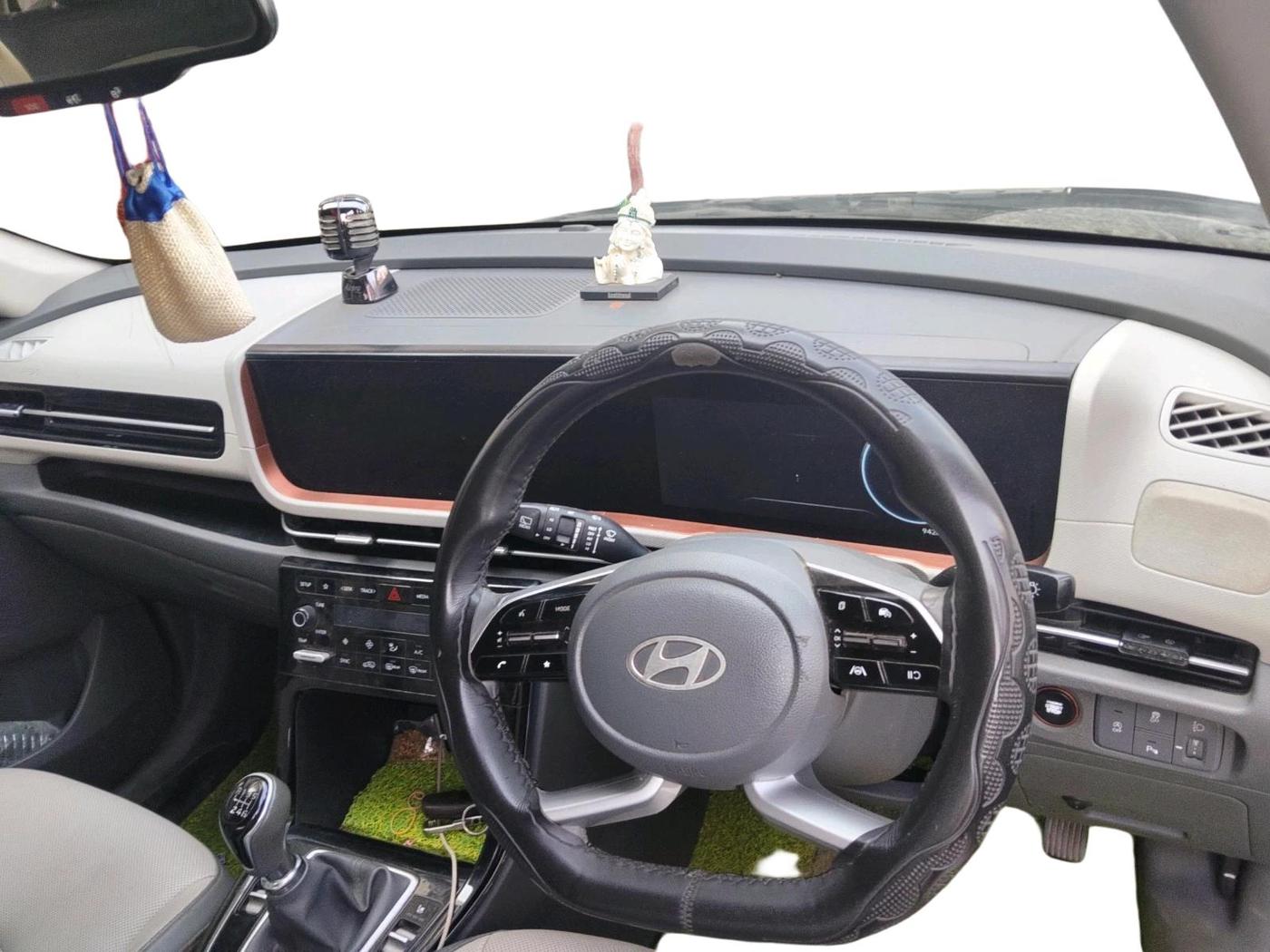 2024 Hyundai Creta SX (O) 1.5 PETROL, Petrol, Manual, 94,267 km, interior