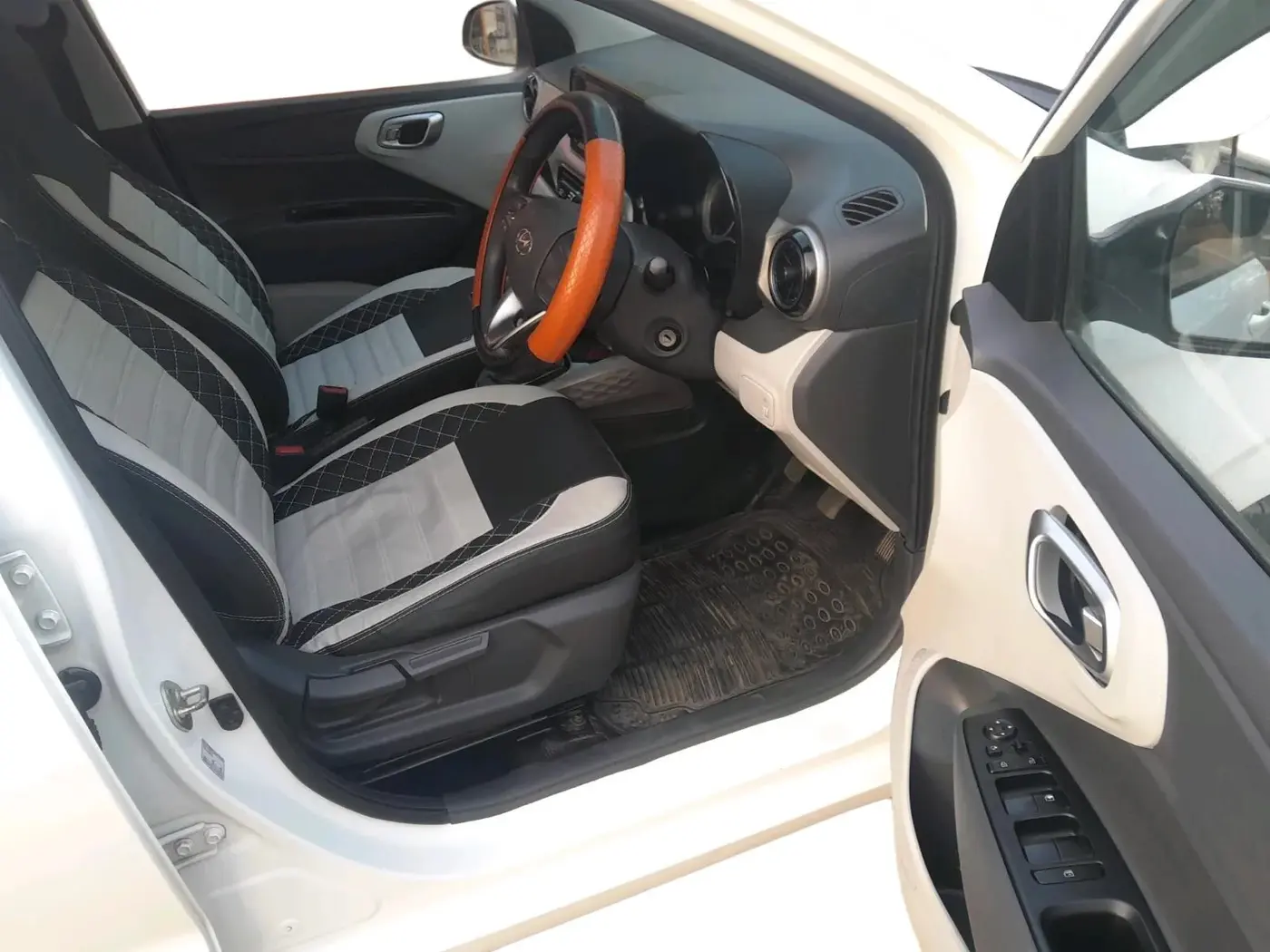 2021 Hyundai GRAND I10 NIOS SPORTZ 1.2 KAPPA VTVT, Petrol, Manual, 72,088 km, interior