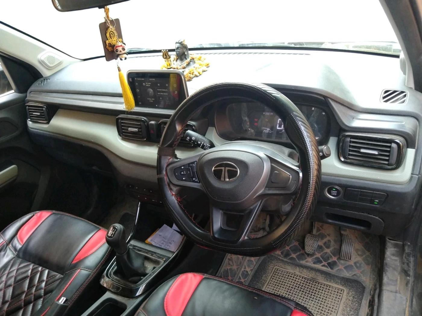 2025 Tata PUNCH Adventure Plus (S) iCNG, CNG, Manual, 25,091 km, interior