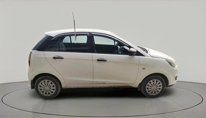 2017 Tata Bolt XE QUADRAJET, Diesel, Manual, 1,59,280 km, exterior