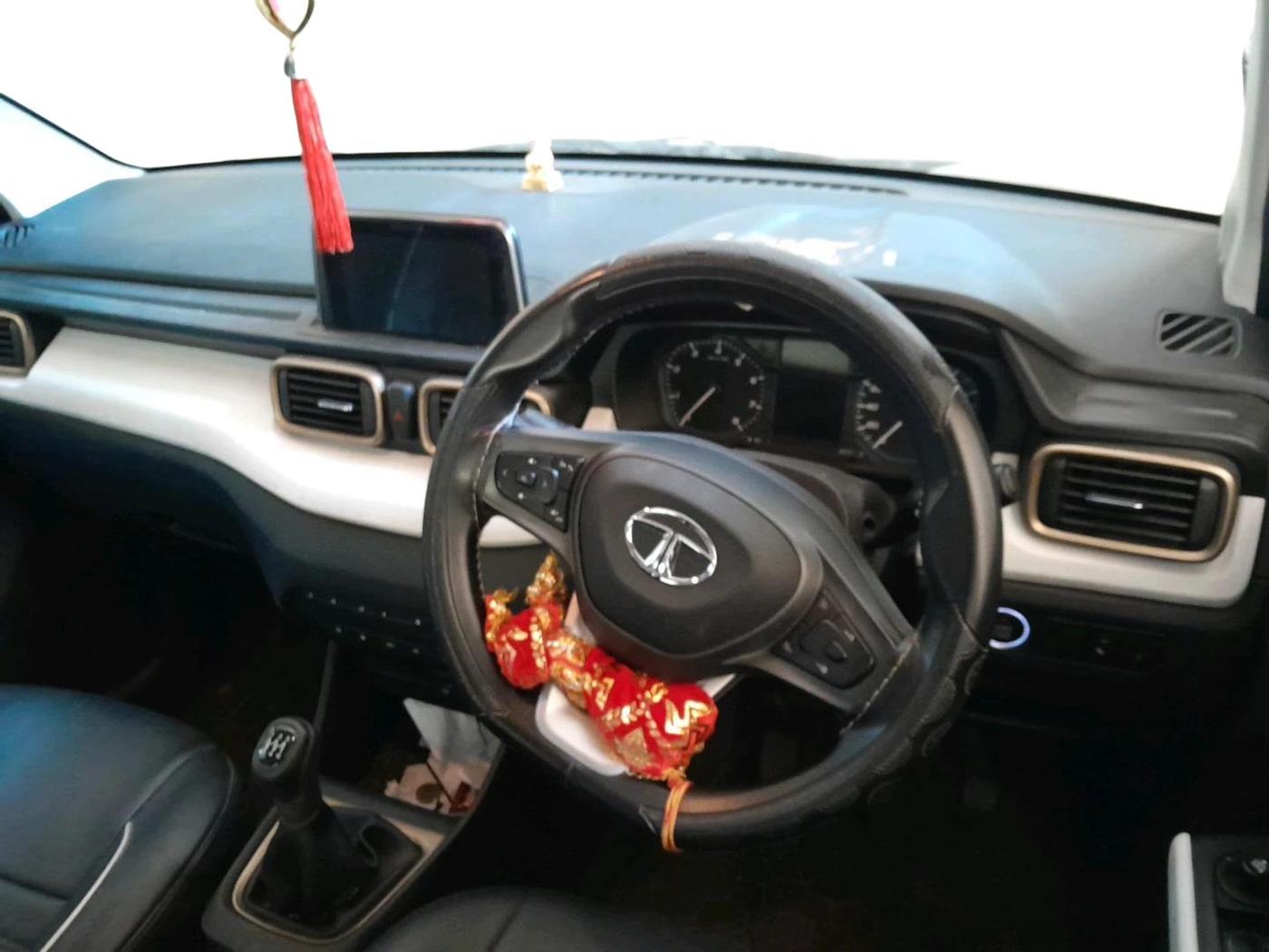 2023 Tata PUNCH ACCOMPLISHED MT, Petrol, Manual, 31,534 km, interior