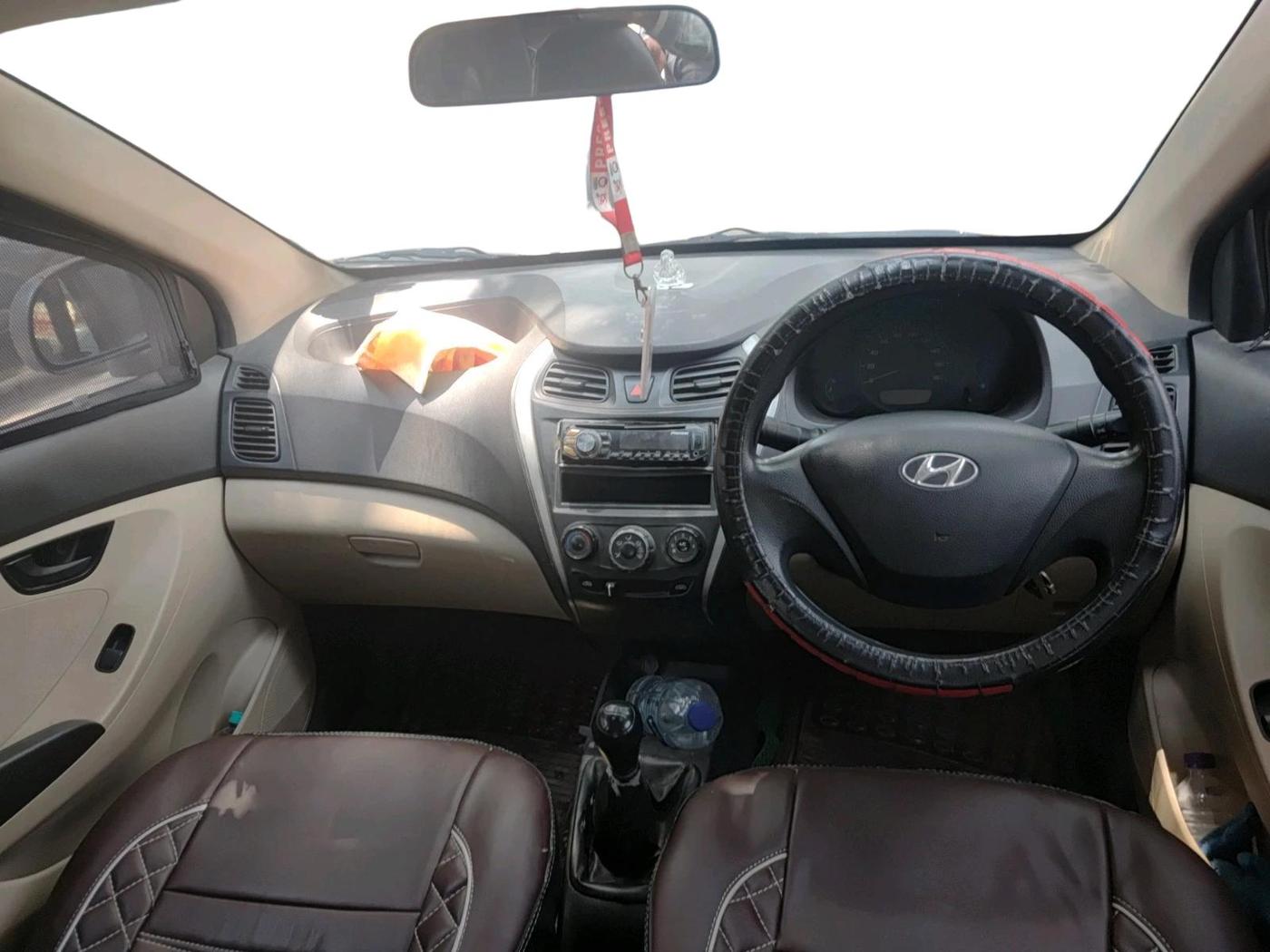 2012 Hyundai Eon ERA +, Petrol, Manual, 1,28,947 km, interior