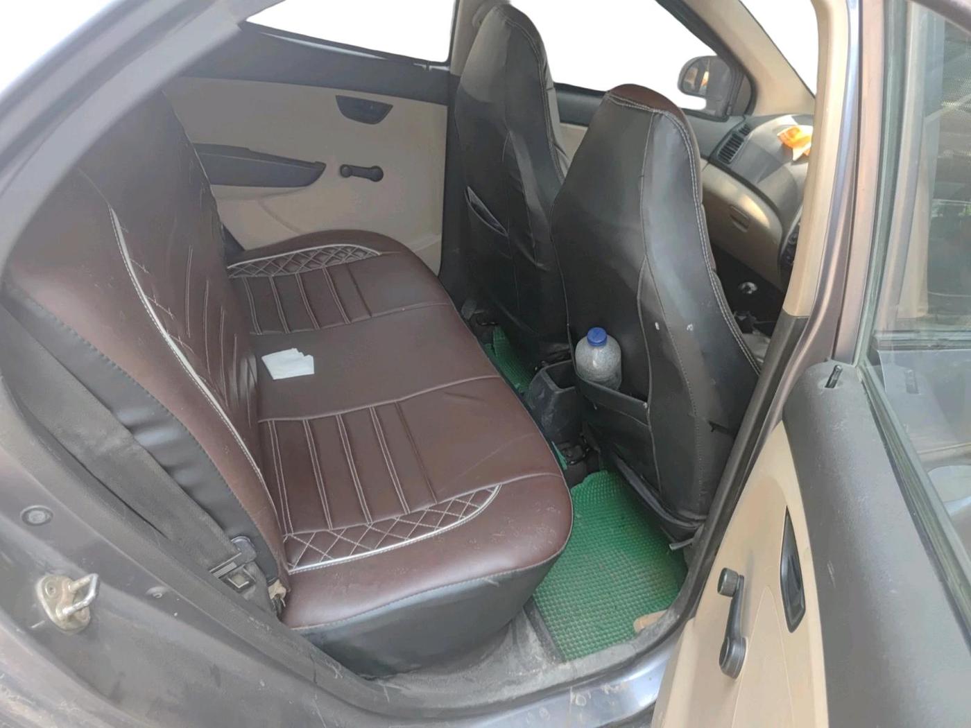 2012 Hyundai Eon ERA +, Petrol, Manual, 1,28,947 km, interior