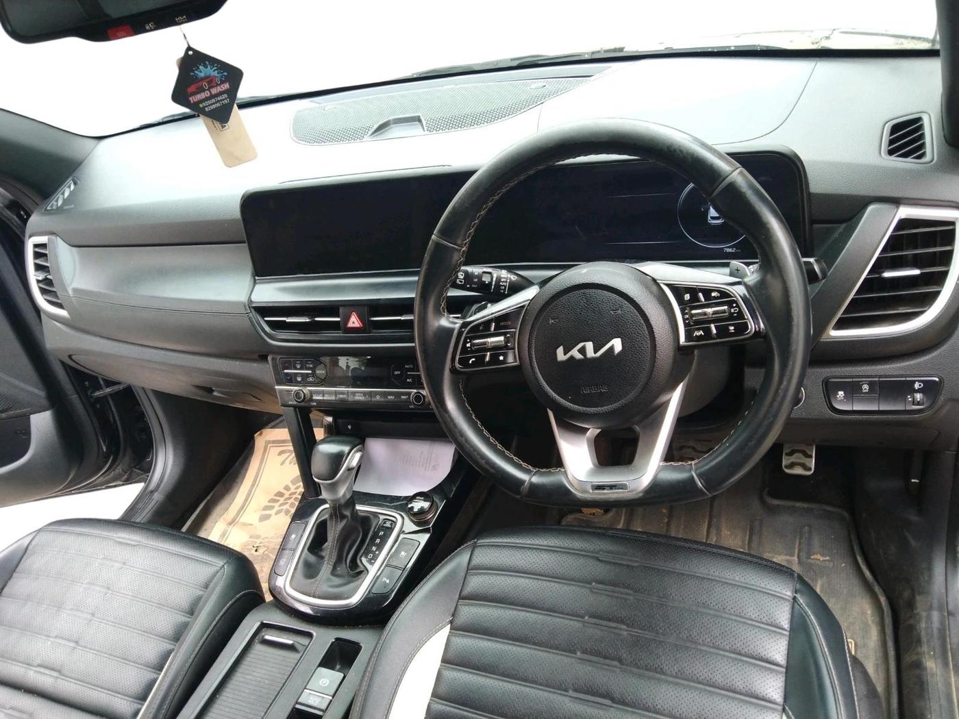 2023 KIA SELTOS  GTX PLUS 1.5 DIESEL AT, Diesel, Automatic, 7,562 km, interior