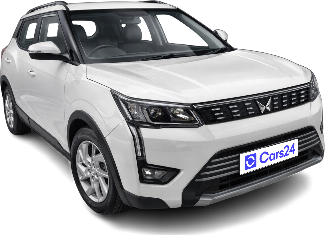 2023 Mahindra XUV300 - SUV - Petrol - Manual - ₹9.66 lakh