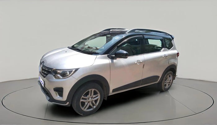 2023 Renault TRIBER RXZ, Petrol, Manual, 31,215 km, exterior