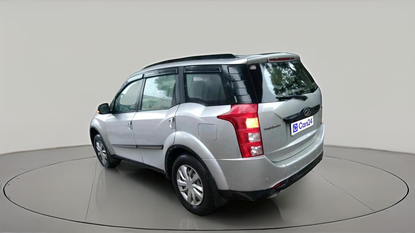 2016 Mahindra XUV500 W6 1.99, Diesel, Manual, 91,228 km, exterior