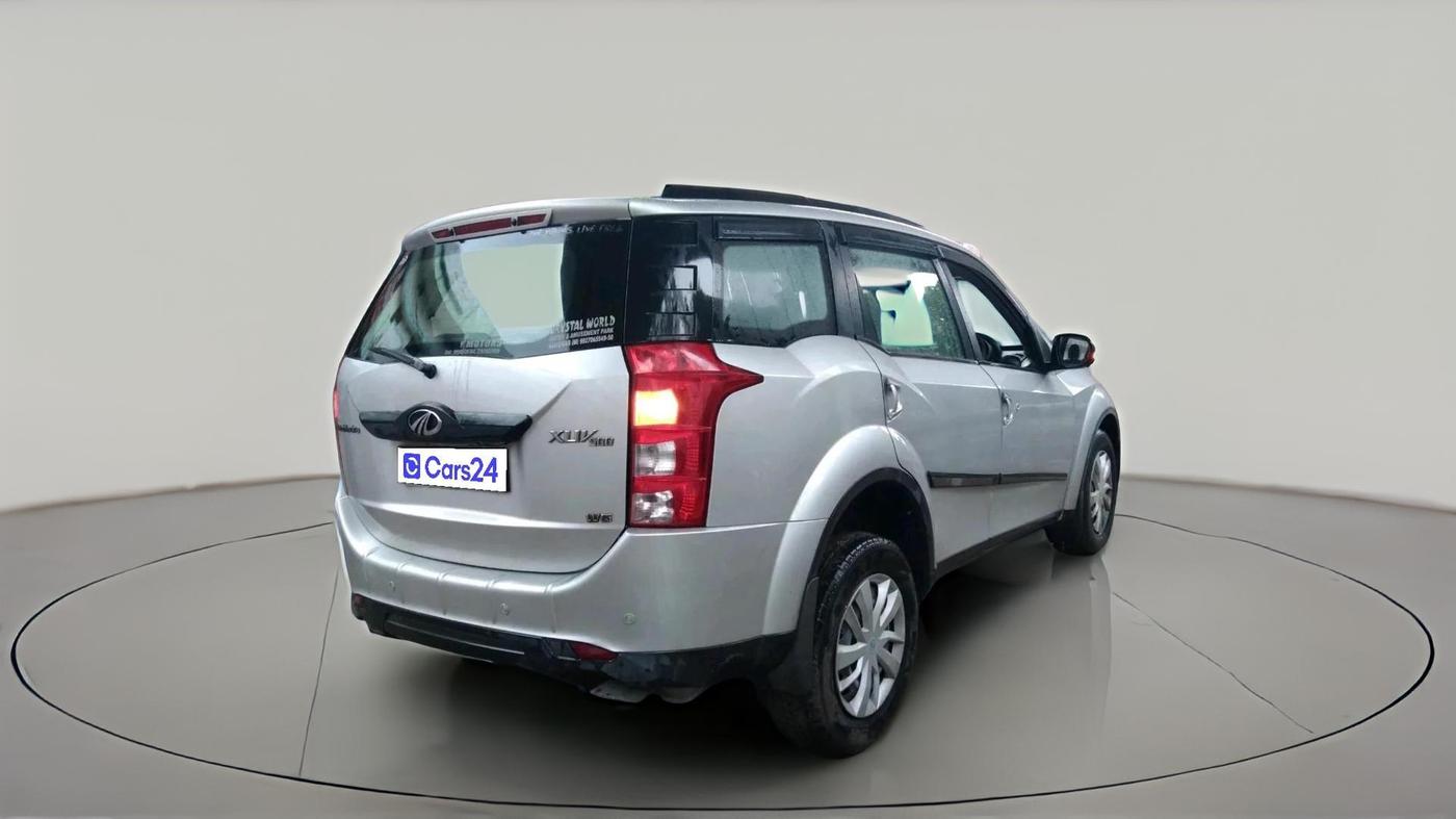 2016 Mahindra XUV500 W6 1.99, Diesel, Manual, 91,228 km, exterior