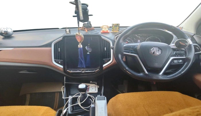 2021 MG HECTOR PLUS SELECT 2.0 DIESEL TURBO MT 7-STR, Diesel, Manual, 80,664 km, interior