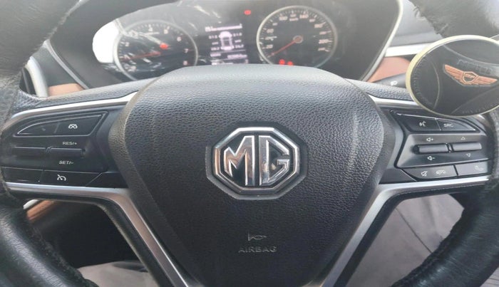 2021 MG HECTOR PLUS SELECT 2.0 DIESEL TURBO MT 7-STR, Diesel, Manual, 80,664 km, interior