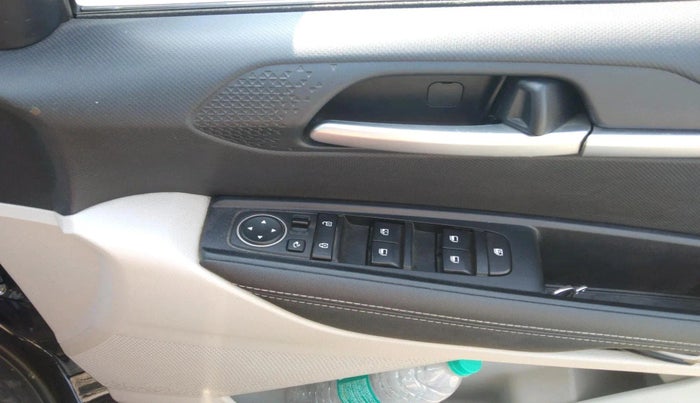 2023 KIA SONET HTX 1.5D IMT, Diesel, Manual, 31,116 km, interior