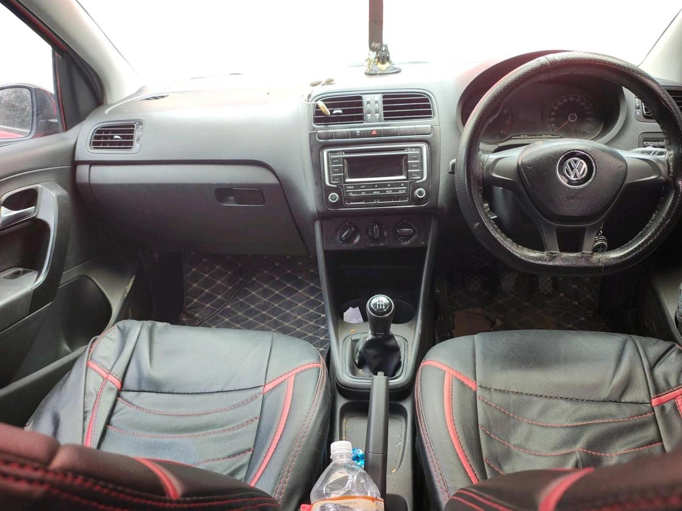 2018 Volkswagen Polo COMFORTLINE 1.0L MPI, Petrol, Manual, 1,07,450 km, interior