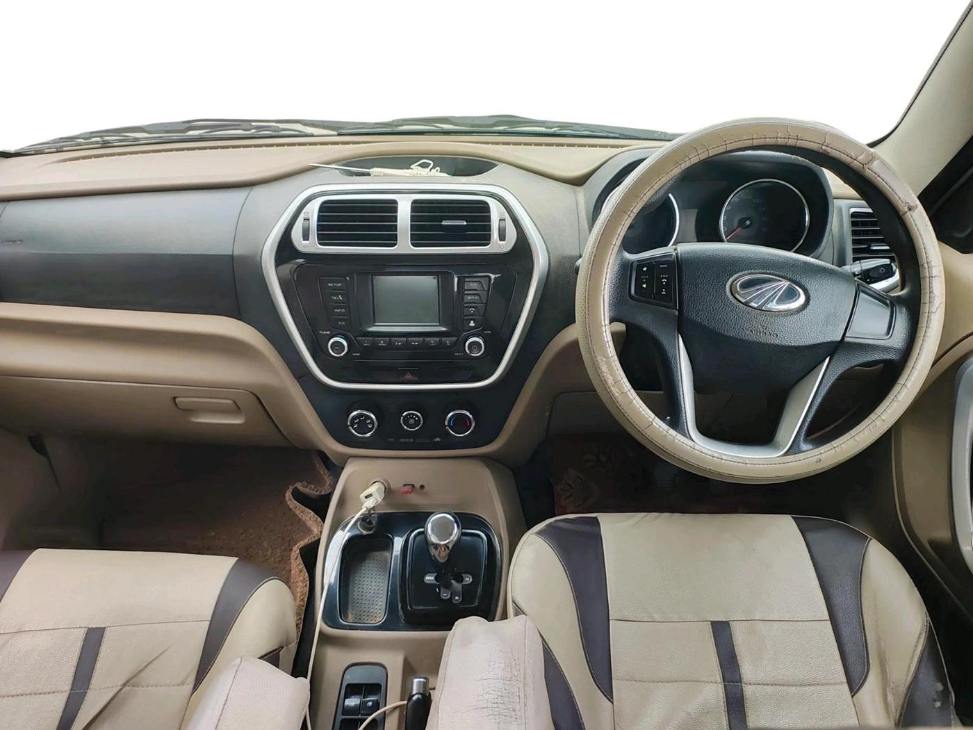 2015 Mahindra TUV300 T8 AMT, Diesel, Automatic, 1,47,830 km, interior
