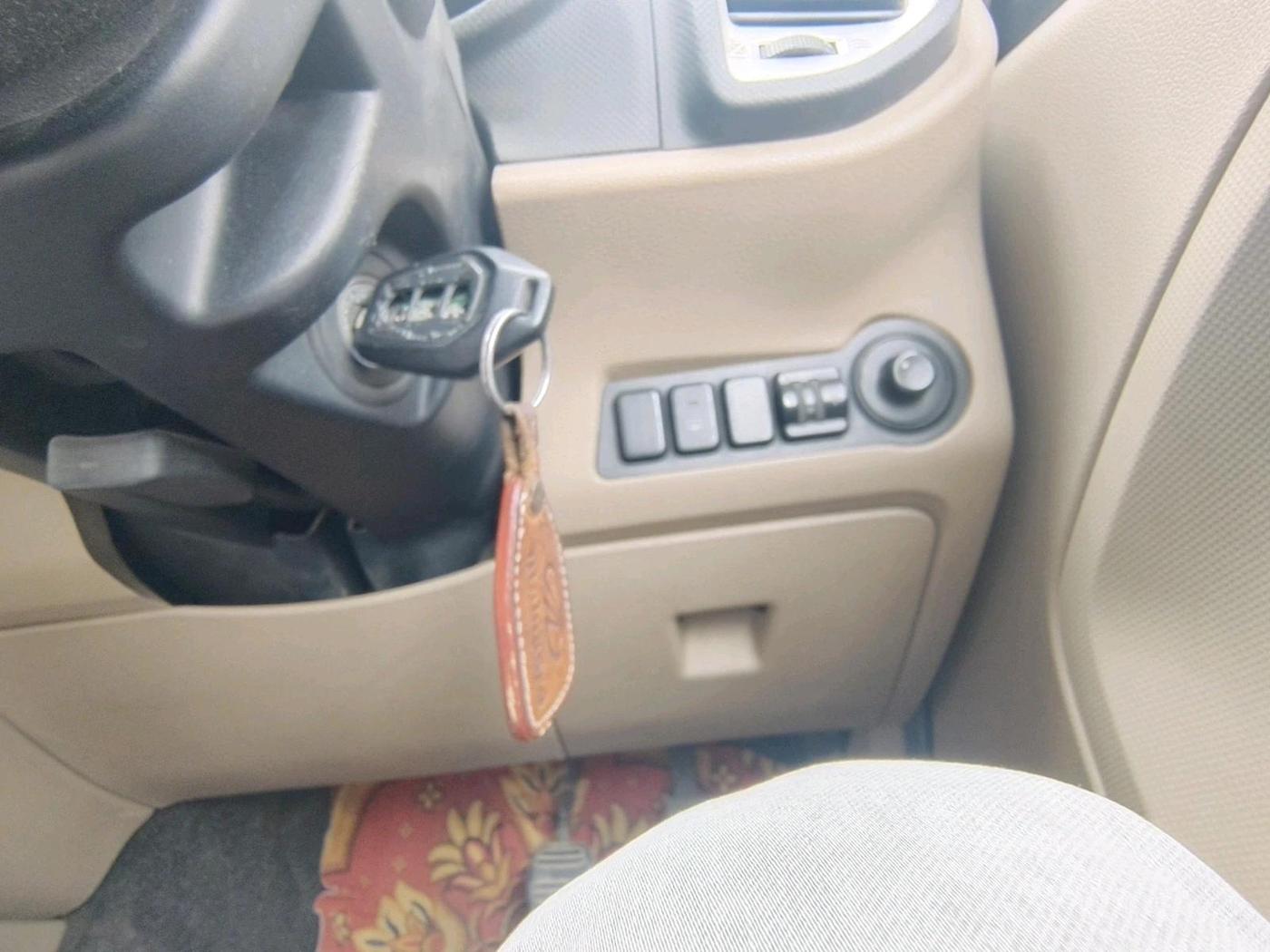 2015 Mahindra TUV300 T8 AMT, Diesel, Automatic, 1,47,830 km, interior