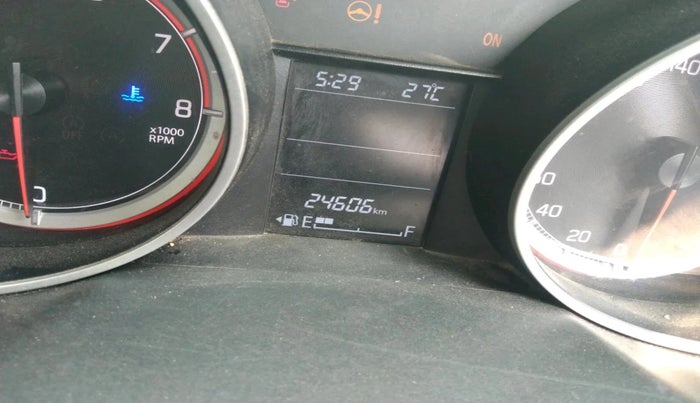 2024 Maruti Swift ZXI, Petrol, Manual, 24,606 km, interior