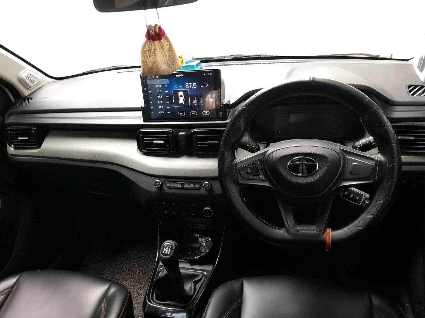 2024 Tata PUNCH Adventure (S), Petrol, Manual, 16,748 km, interior