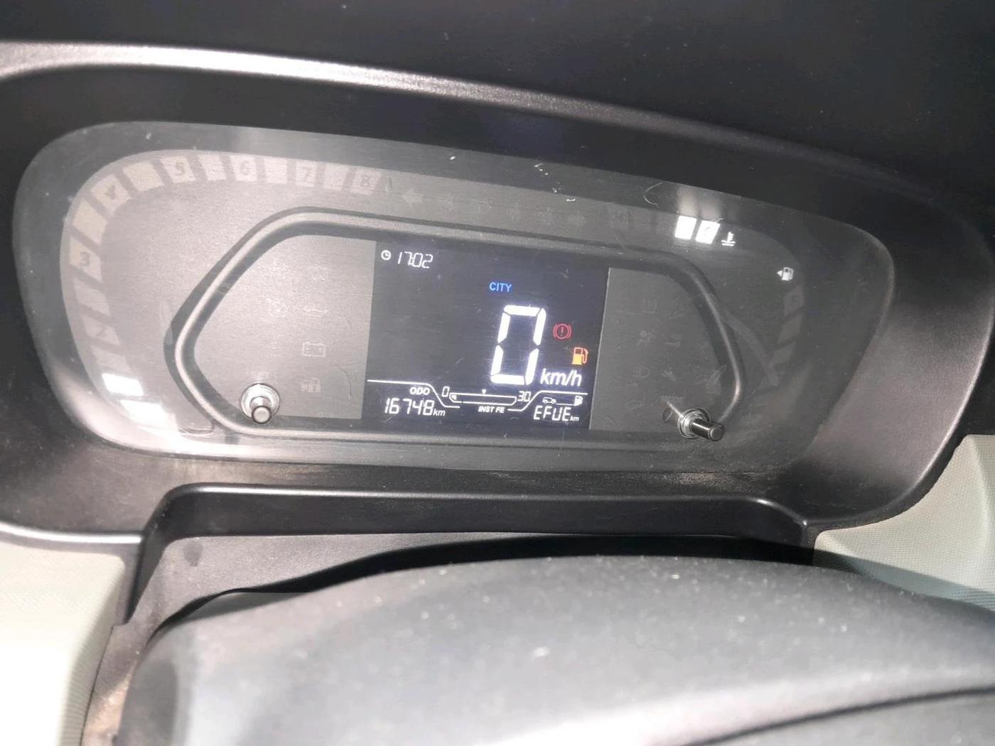 2024 Tata PUNCH Adventure (S), Petrol, Manual, 16,748 km, interior