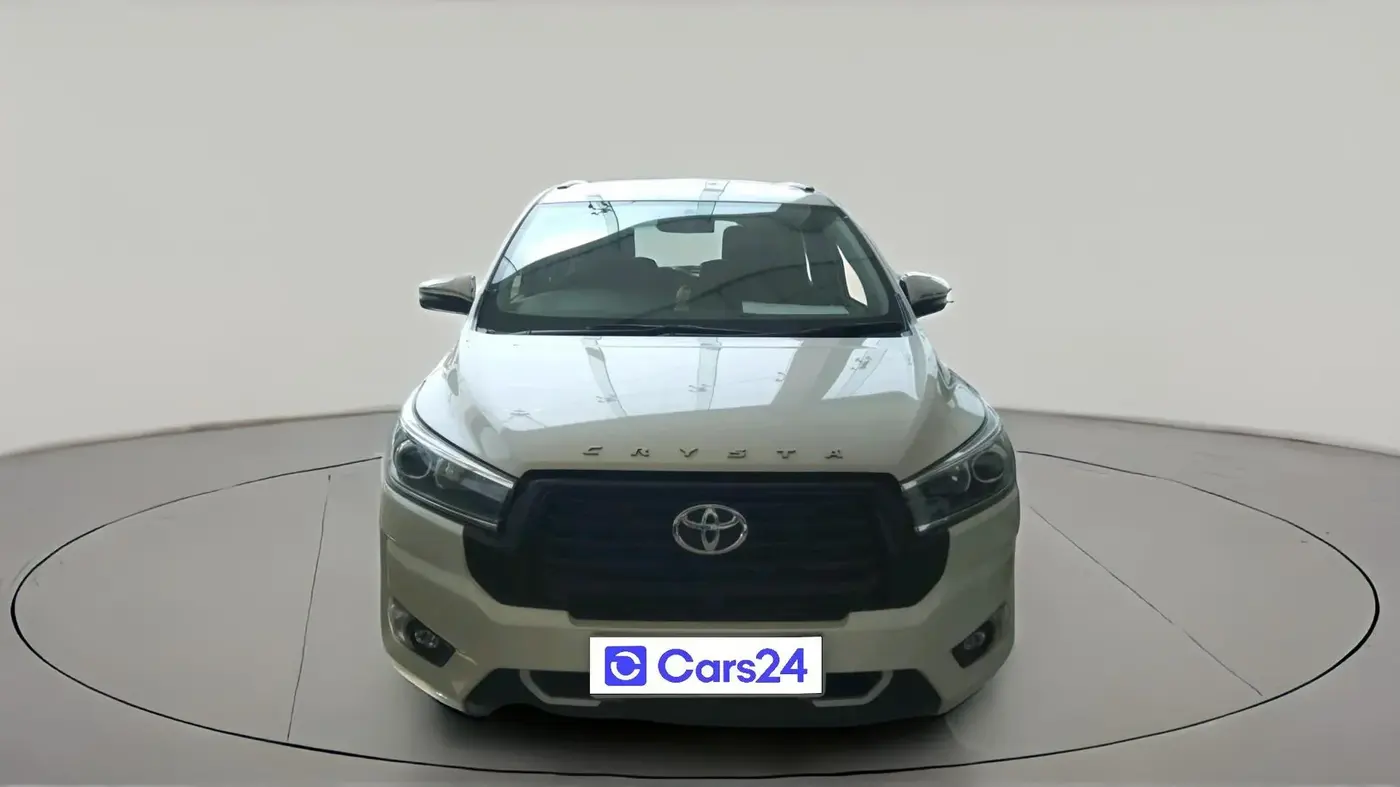 2020 Toyota Innova Crysta 2.4 VX 7 STR, Diesel, Manual, 1,60,573 km, exterior