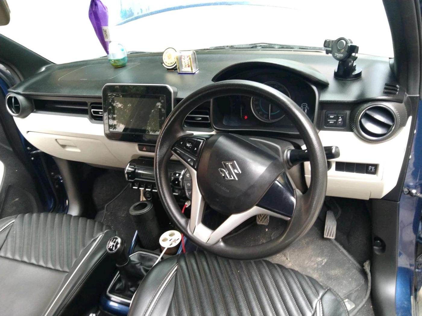 2022 Maruti IGNIS ALPHA 1.2, Petrol, Manual, 27,736 km, interior